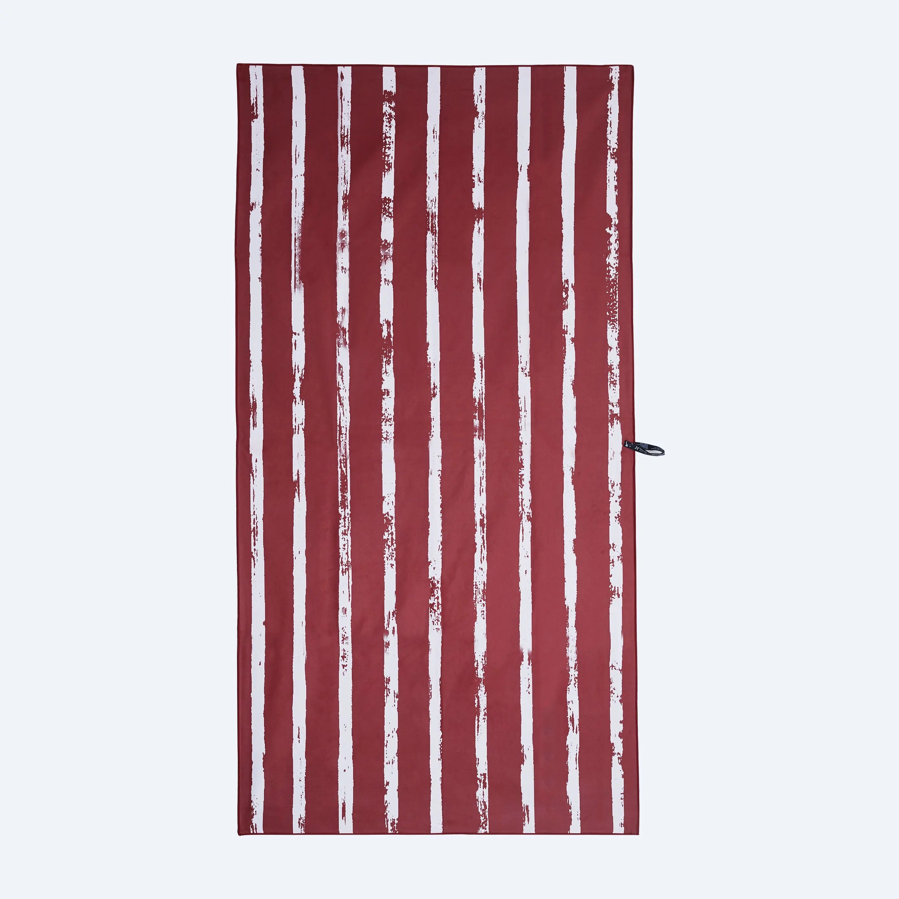 Roebuck XL Beach Towel & Pouch Newlyfe