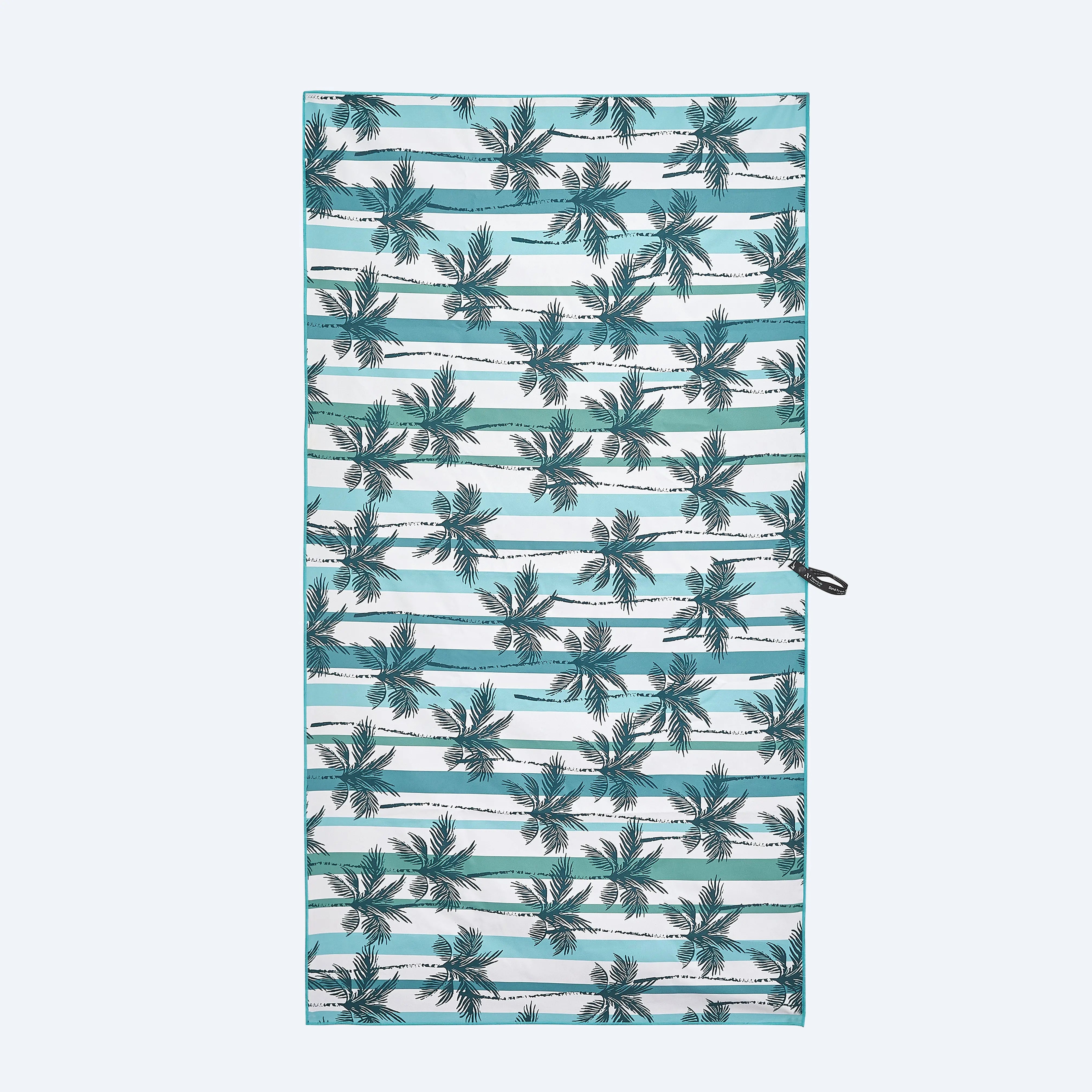 Cocos Beach Towel & Pouch Newlyfe