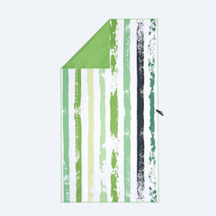 Airlie XL Beach Towel & Pouch Newlyfe