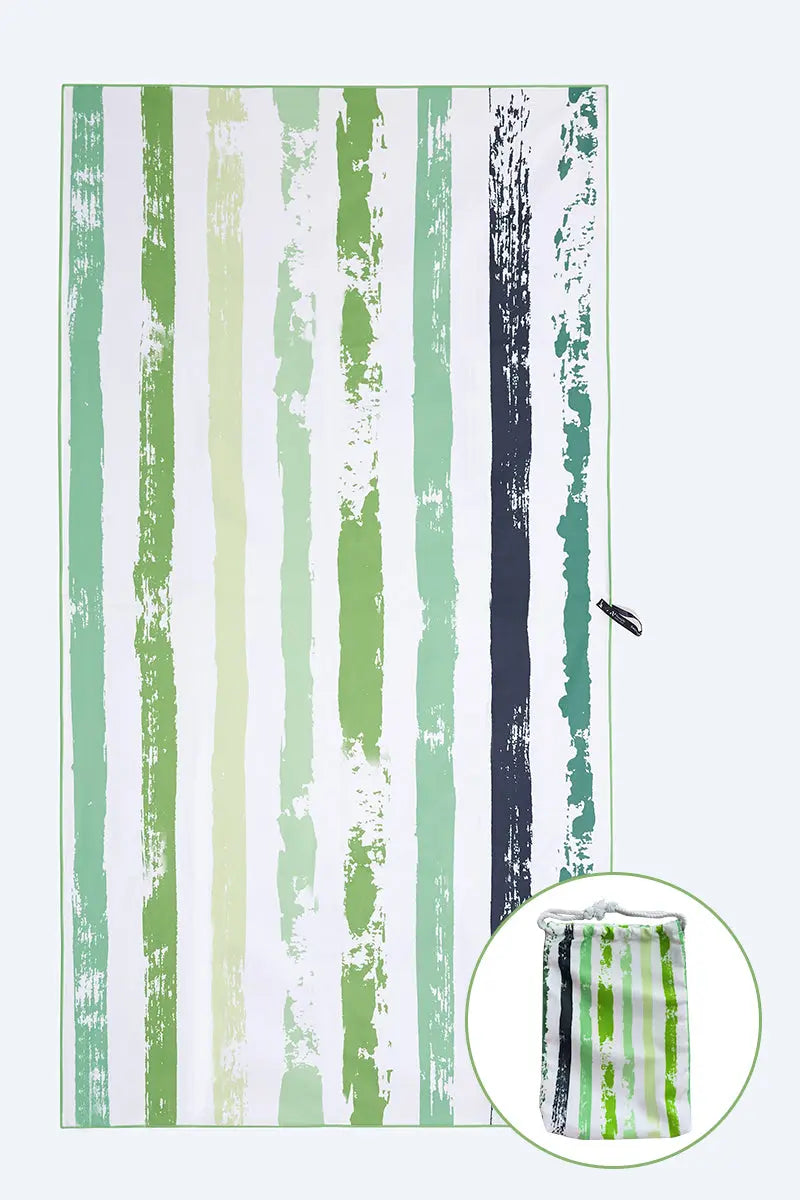 Bundle - Airlie Large Beach Towel & Pouch Newlyfe