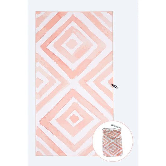 Coral Reef XL Beach Towel & Pouch Newlyfe
