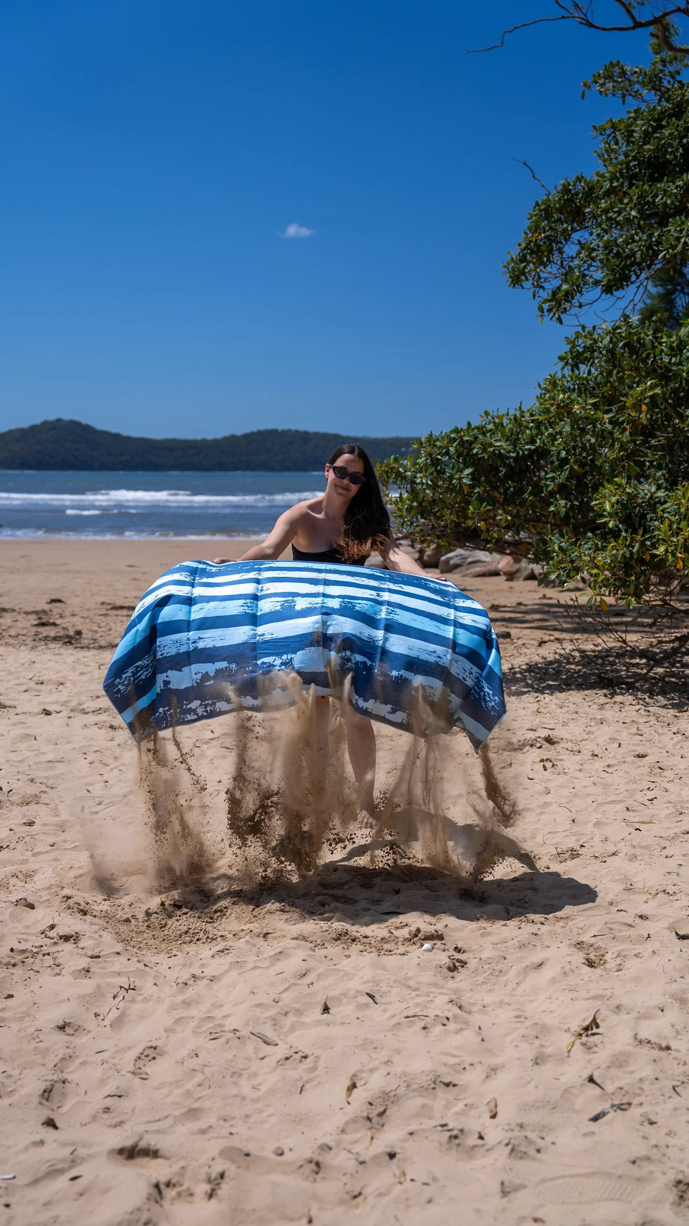 Trigg Beach XL Beach Towel & Pouch Newlyfe