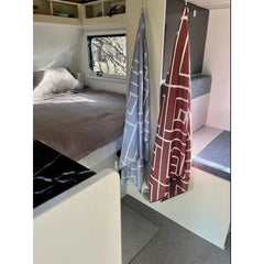 QUICK DRY AND COMPACT BATH TOWEL FOR TRAVEL