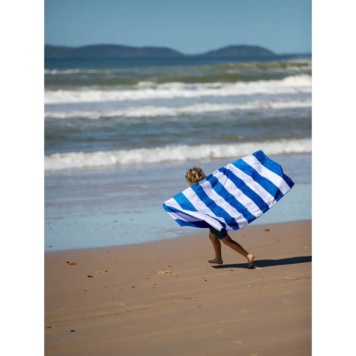 BONDI SAND FREE BEACH TOWEL