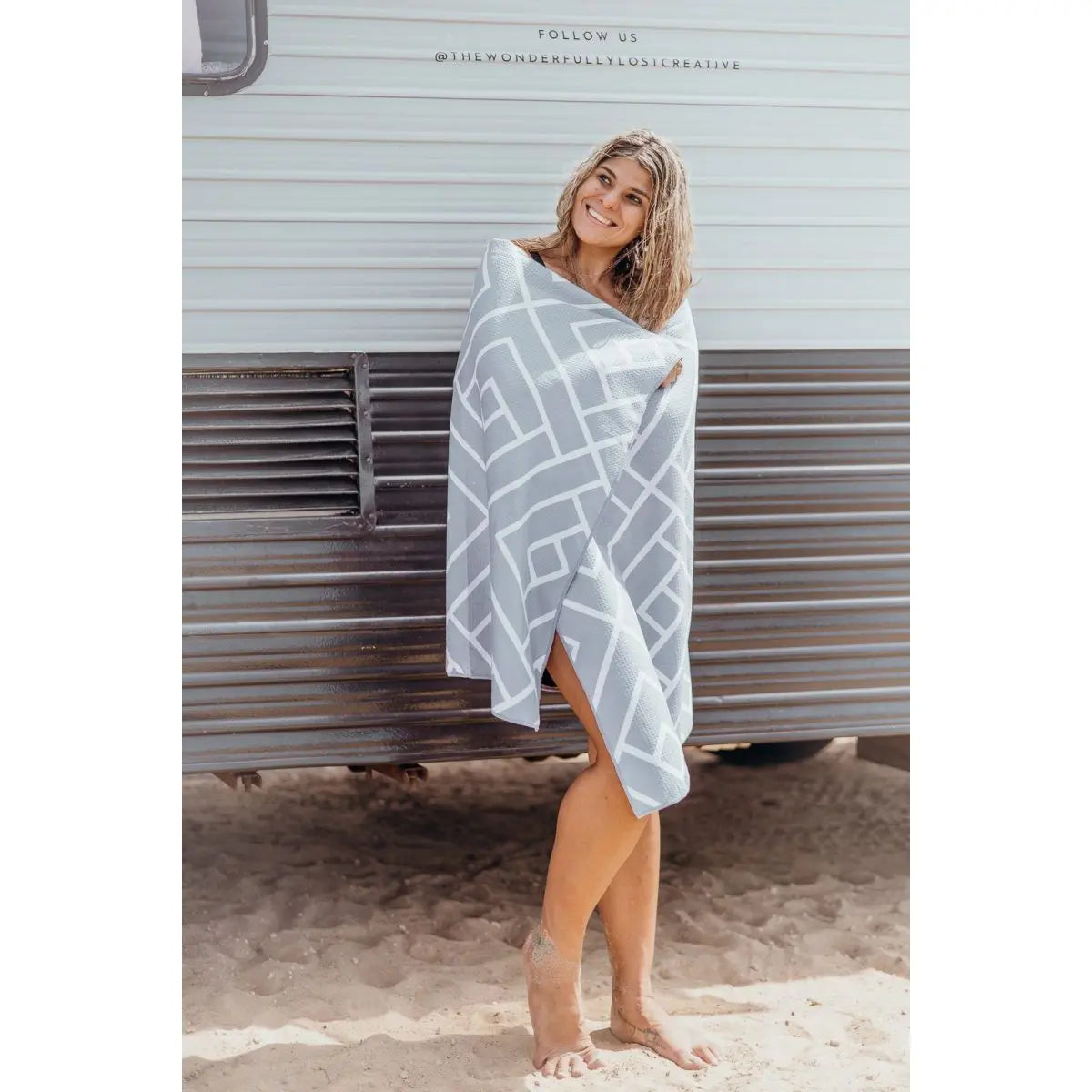 GREY TRAVEL BATH TOWEL MICROFIBER TOWEL NEWLYFE