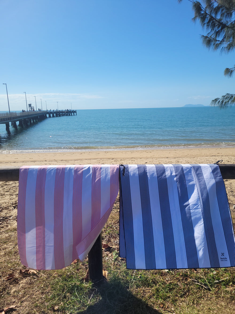 <p><strong>Why choose Signature beach towels?</strong></p>
