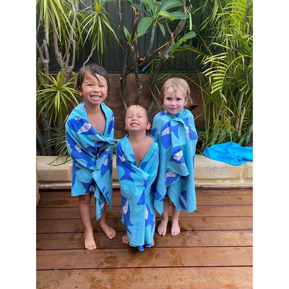 SHARK SAND FREE BEACH TOWEL KIDS