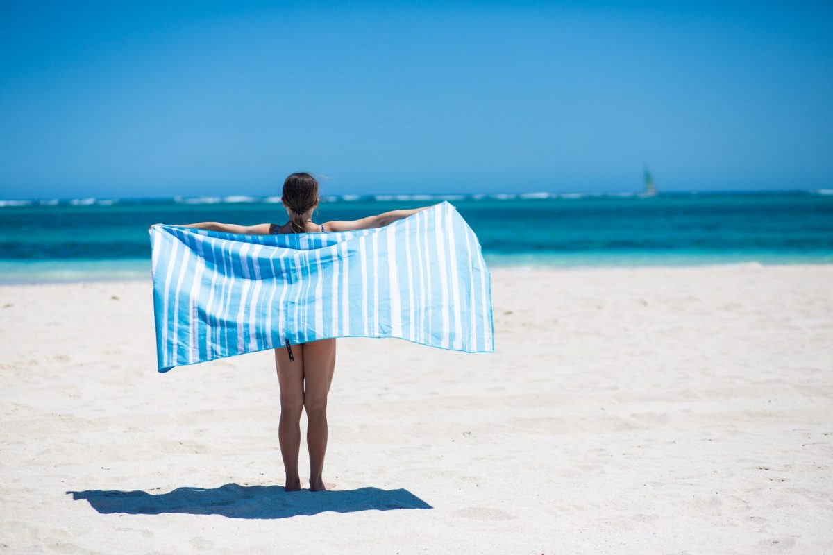 Quick Dry & Compact Azure Sand Free Beach Towels